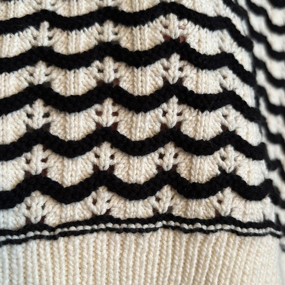 Knit black and white stripe sweater - Picture 3 of 5